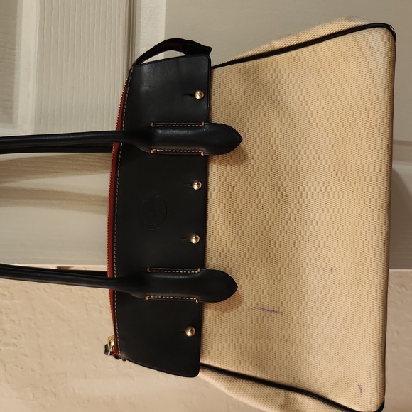 Dooney & Bourke Handbags - Dooney & Bourke Large Satchel